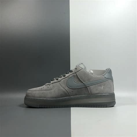 nike air force 1 zwart suede|suede air force 1 high.